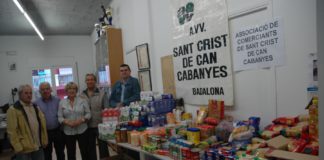 recollida d'aliments sant crist.JPG